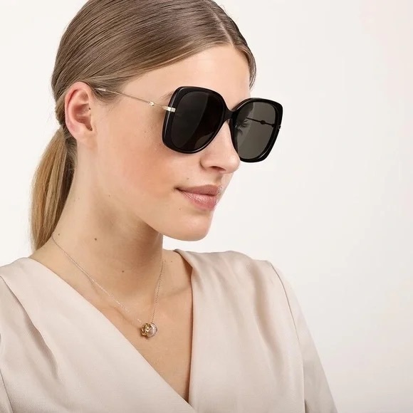 Gucci Accessories - NWT Gucci Sunglasses
